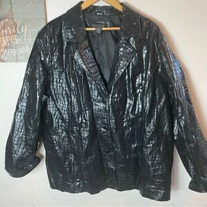 DIALOGUE EMBOSED CROC JACKET